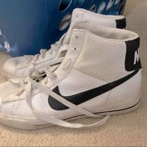 5 pairs of shoes mens nike size 11